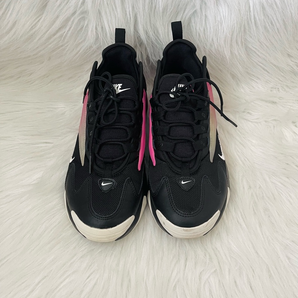 Nike sneakers shoes for women
